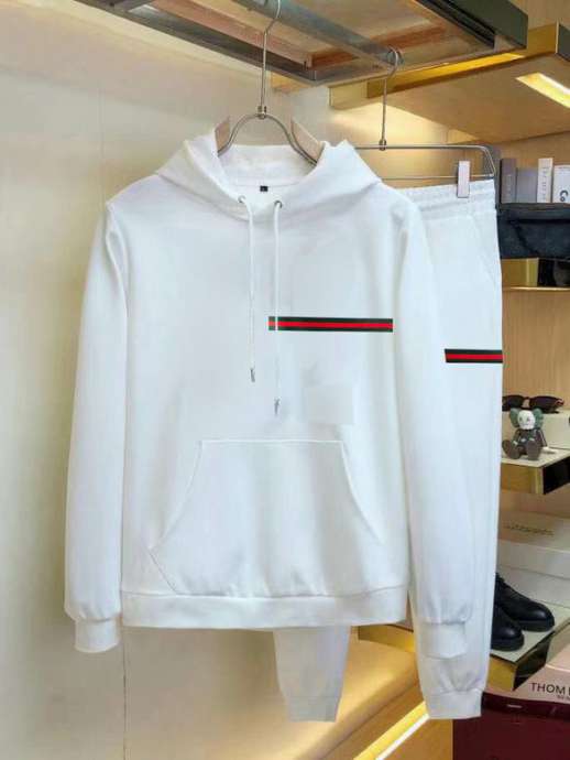 Picture of Gucci SweatSuits _SKUGucciM-3XL12yn15928427